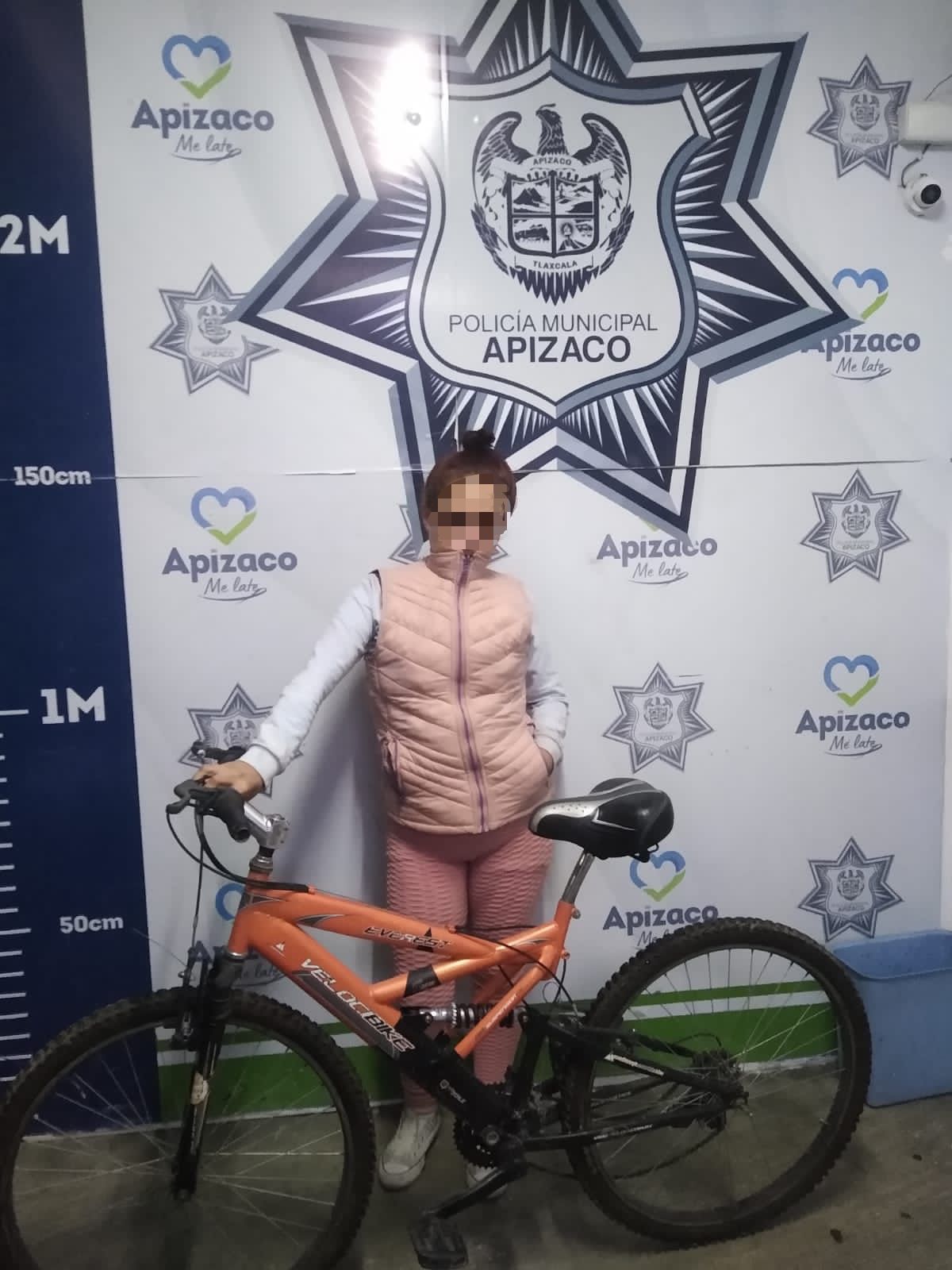 Por robo de bicicleta de montaña, asegura Policía Municipal de Apizaco a una mujer